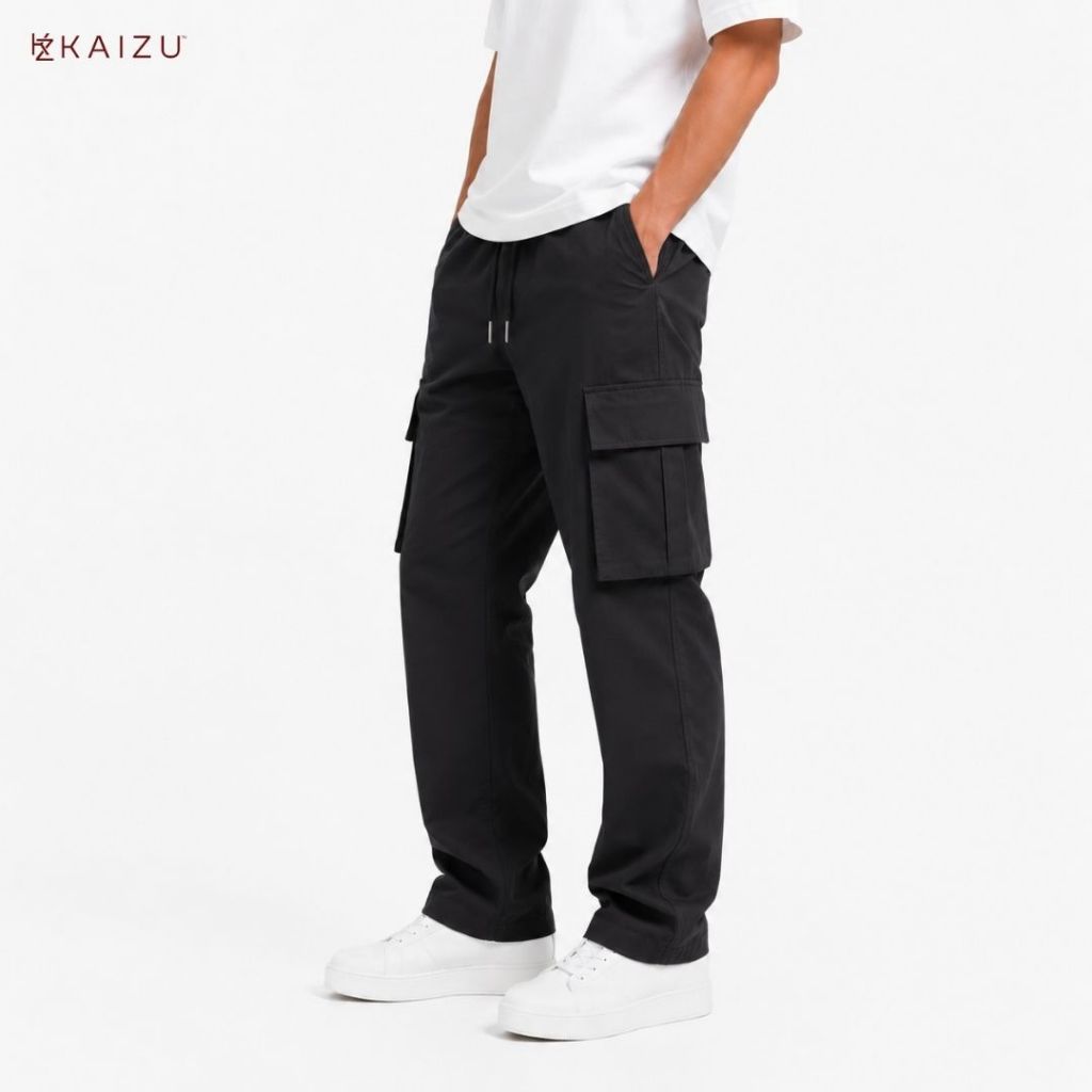 Xyro Cargo Pants by KAIZU