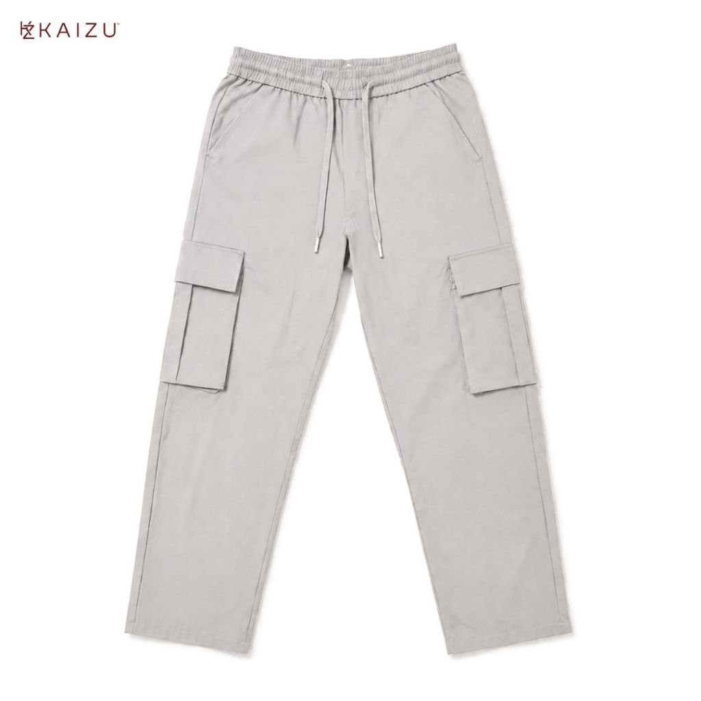Xyro Cargo Pants by KAIZU